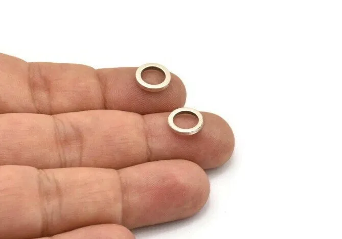 10mm Circle Connectors - 12 Antique Silver Plated Brass Circle Connectors (10x1.5mm) N0438