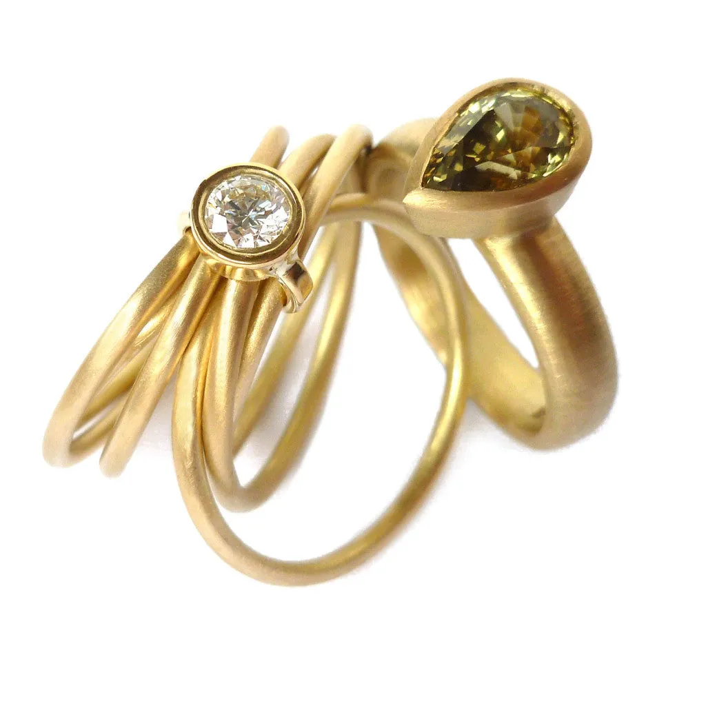 18ct gold 6 band "Russian style" multi band diamond ring