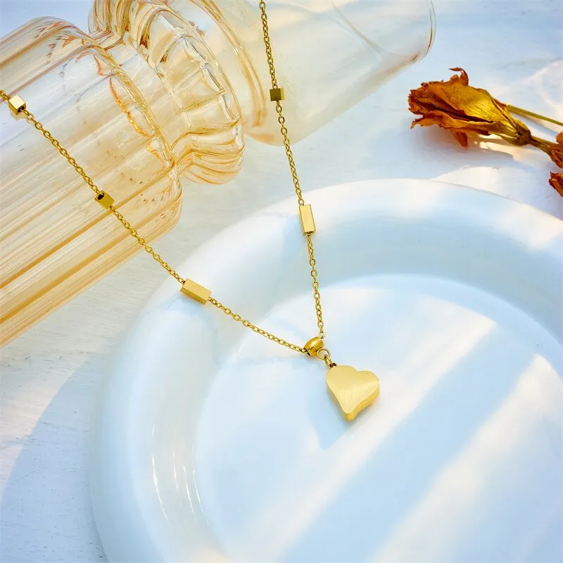 316L Stainless Steel Heart-Shaped Zirconia Crystal Pendant Necklace For Women