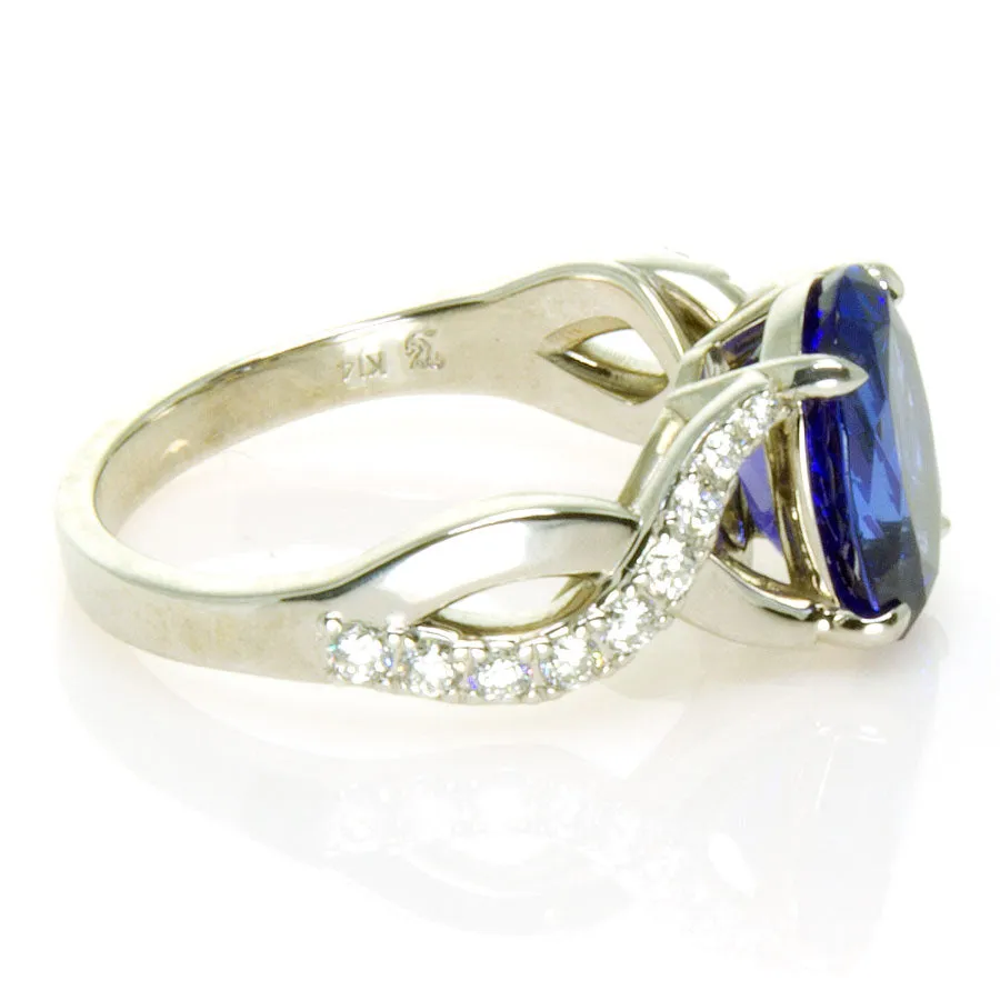 4.40ct Tanzanite & Diamond Ring