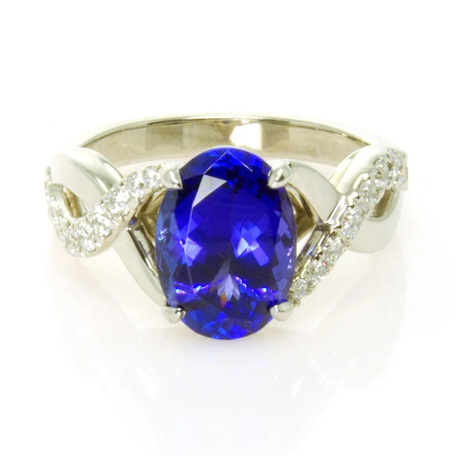 4.40ct Tanzanite & Diamond Ring