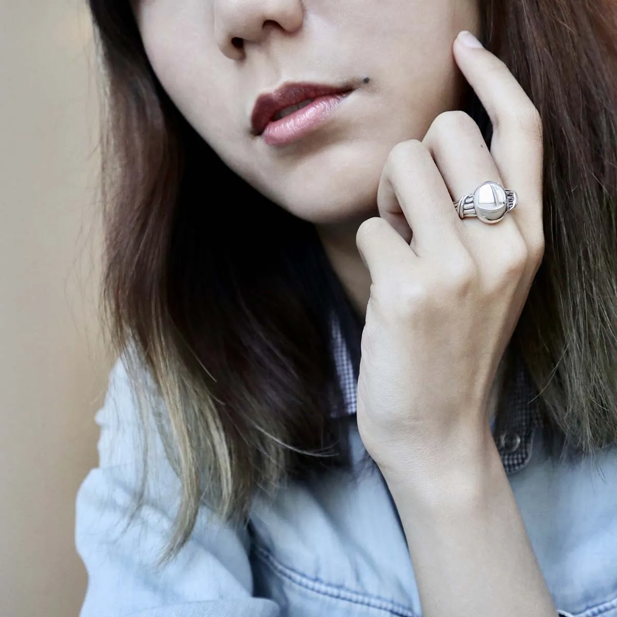Amulet Oval Signet Ring in sterling silver