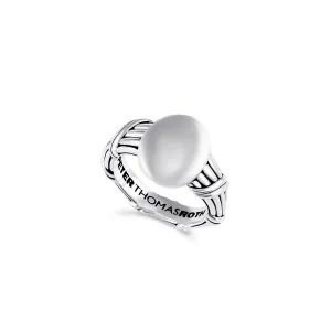 Amulet Oval Signet Ring in sterling silver