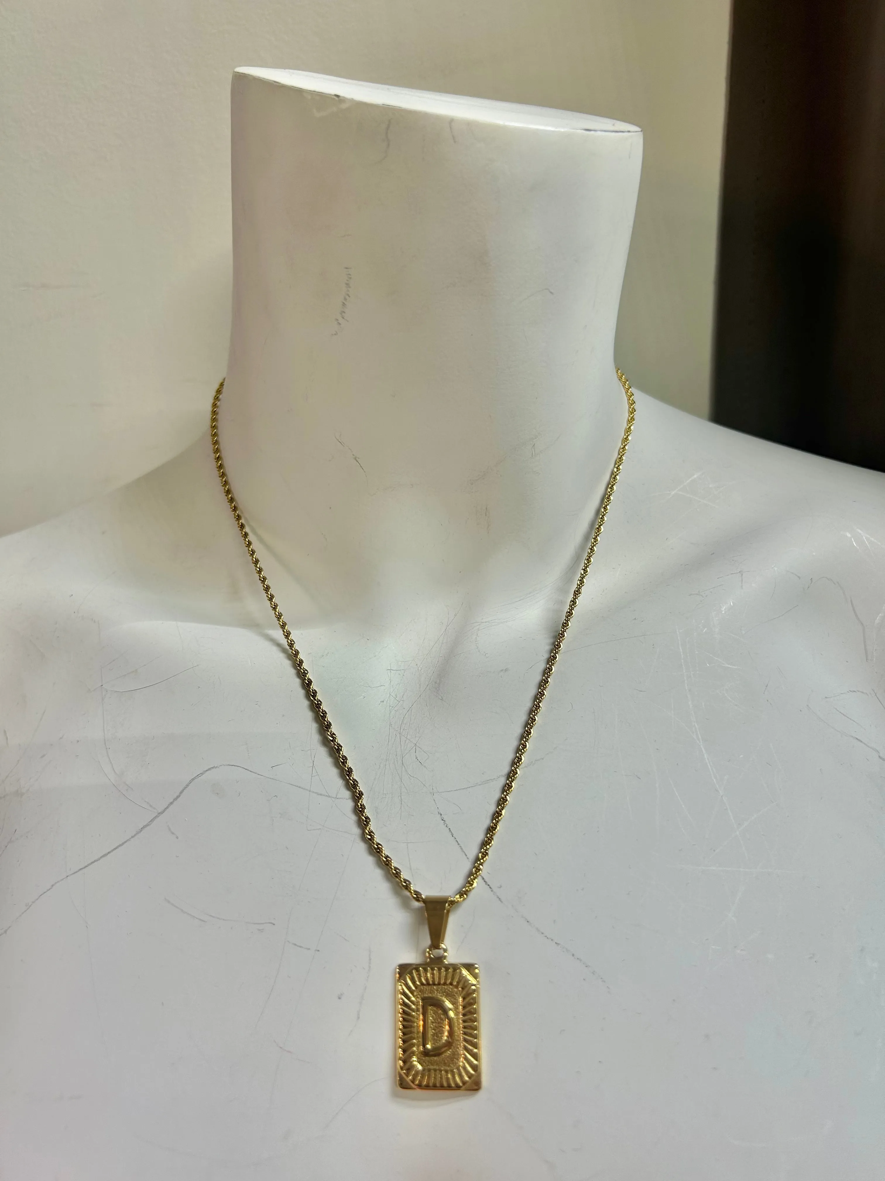 Bella Initial Tag Necklace | Twist Chain