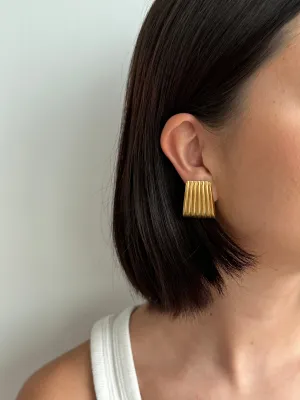 Bold striped earrings - shell