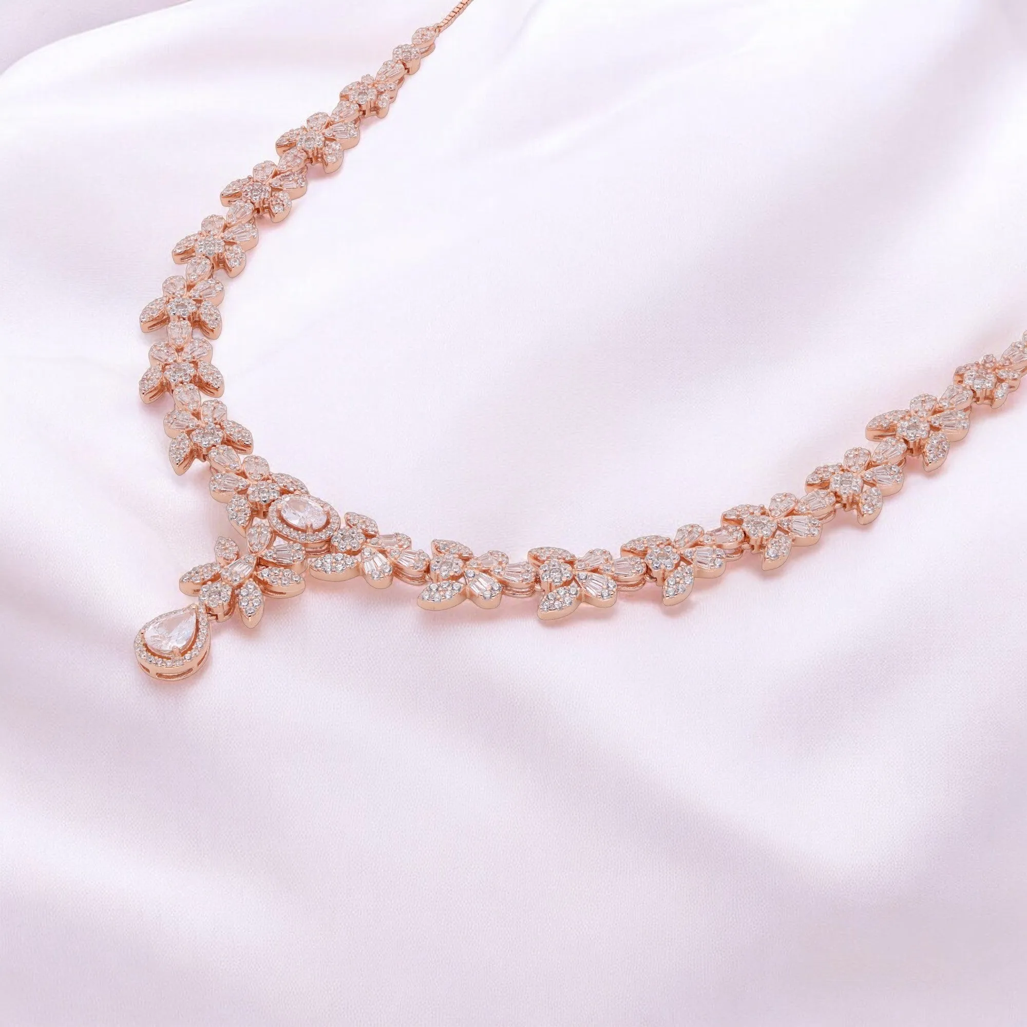 Botanical Cluster Necklace with Pear Drop – Silver & Rose-Tone Variants | SKU : 0021188725, 0021188701, 0003526200, 0003525388
