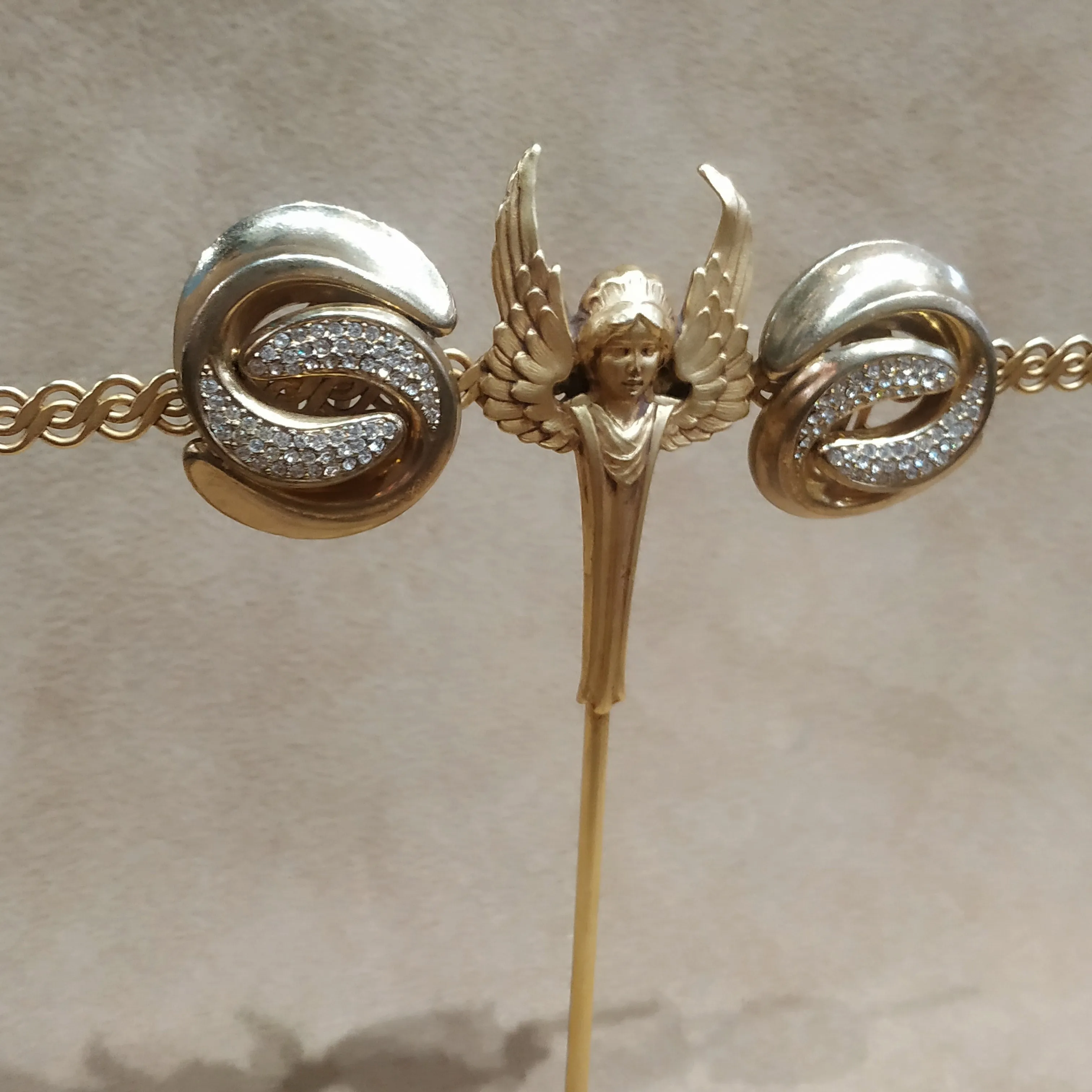 Christian Dior 70s Clip On Earrings