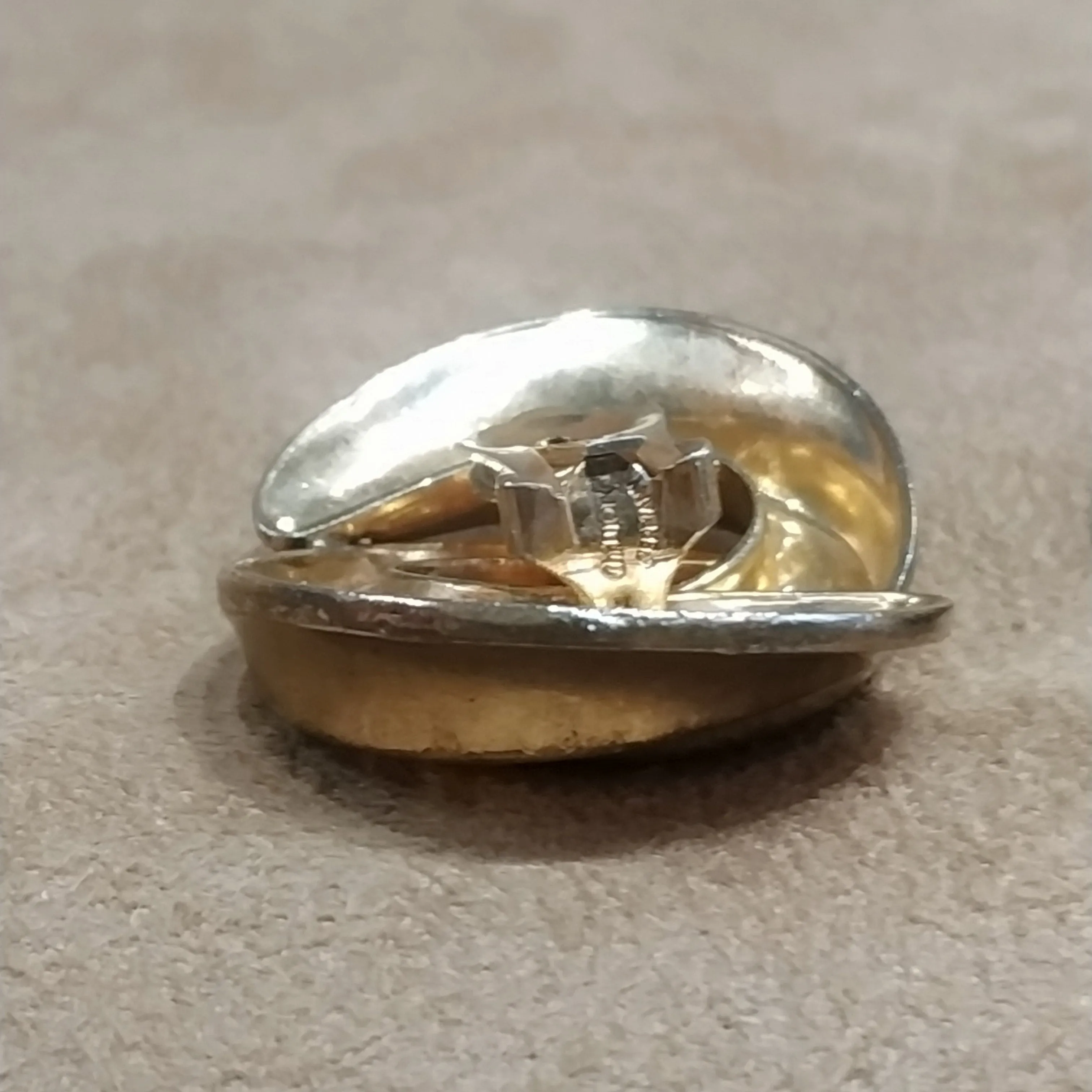 Christian Dior 70s Clip On Earrings