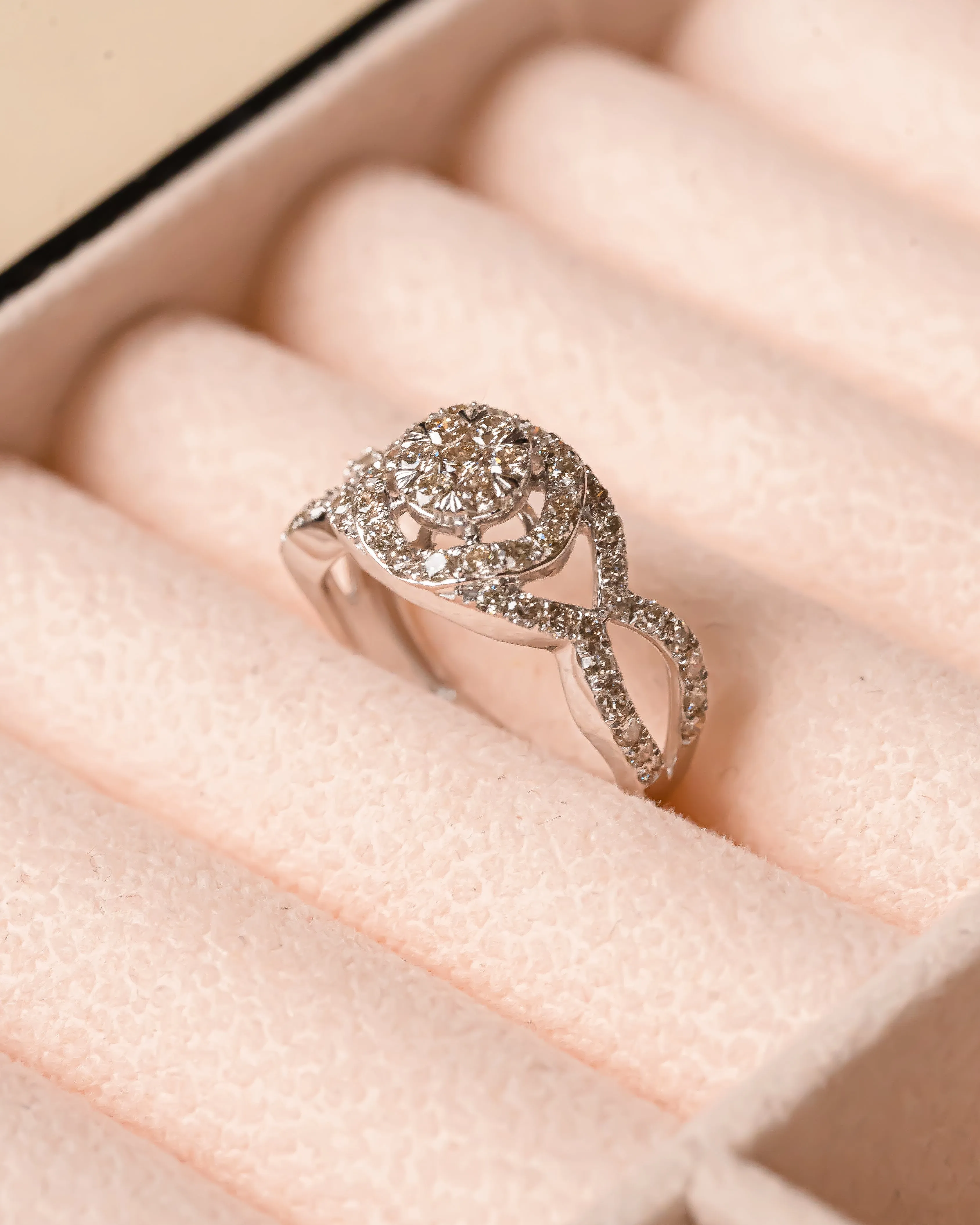 Circular Unity Diamond Ring