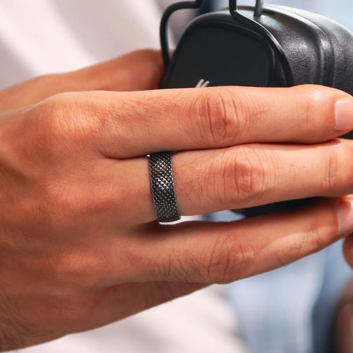 Classic Diamond textured Ring in  Gunmetal finish