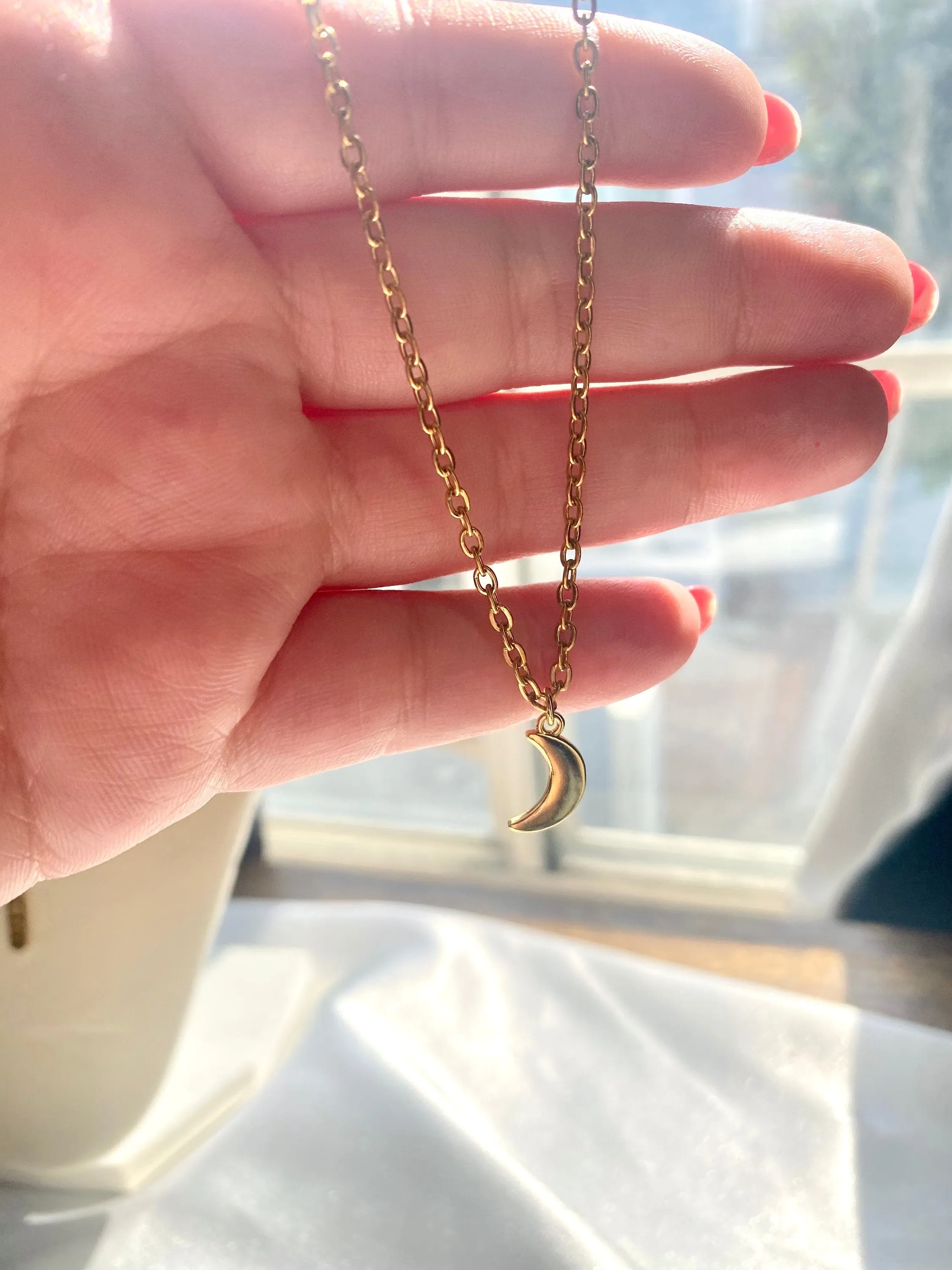 Crescent Moon Pendant 18k Gold Plated Necklace