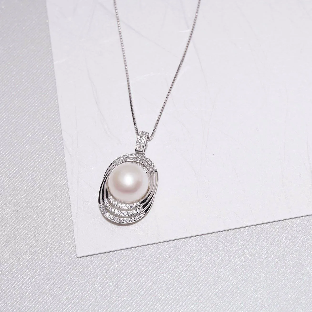 Elegant Freshwater Pearl Necklace WN00185