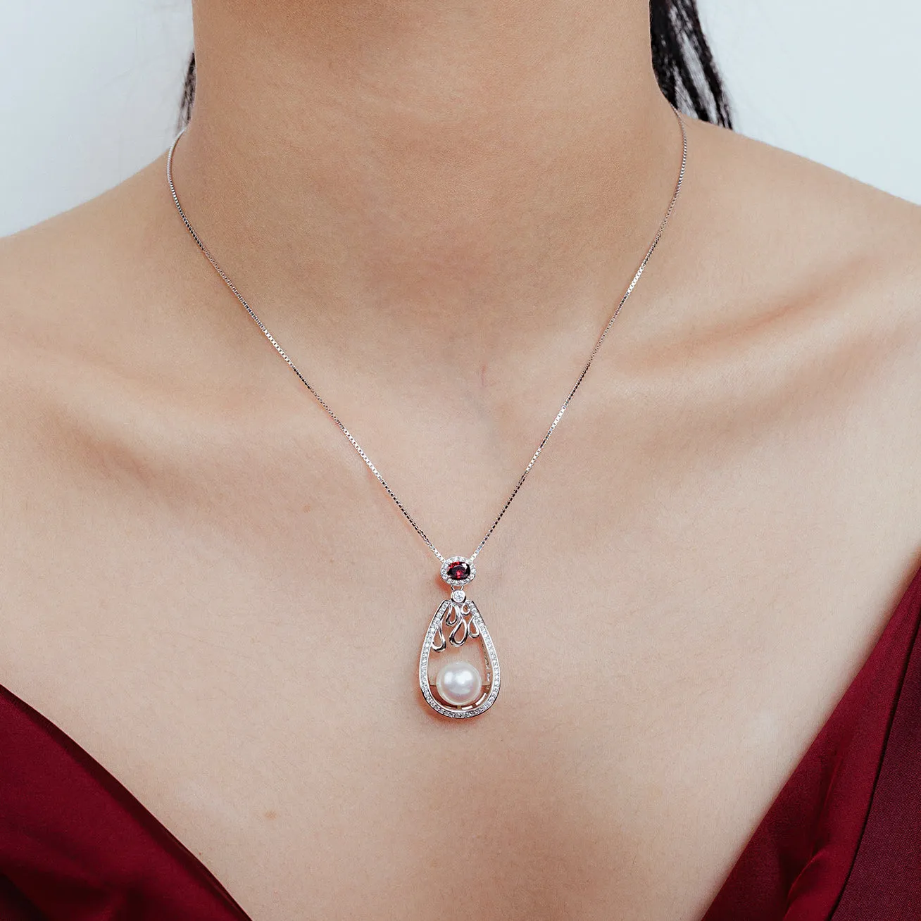 Elegant Freshwater Pearl Necklace WN00487