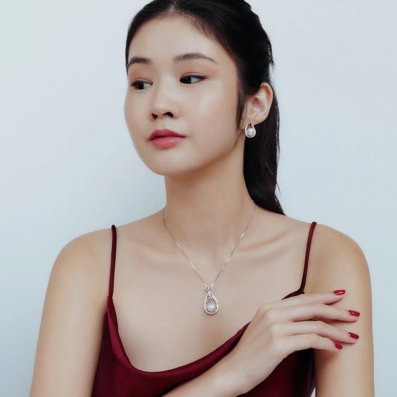 Elegant Freshwater Pearl Necklace WN00487