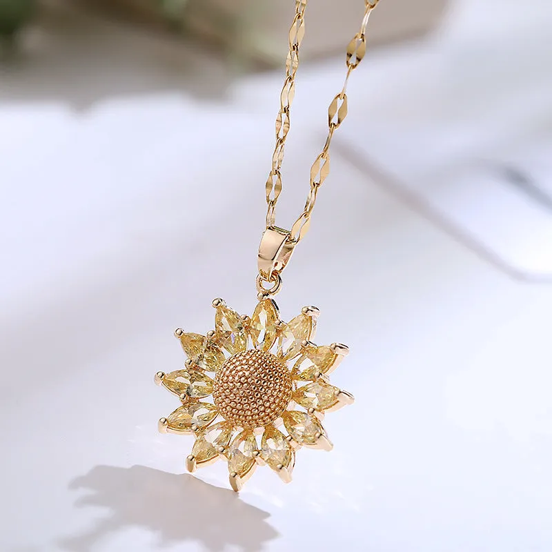 Elegant Sunflower Pendant Necklace