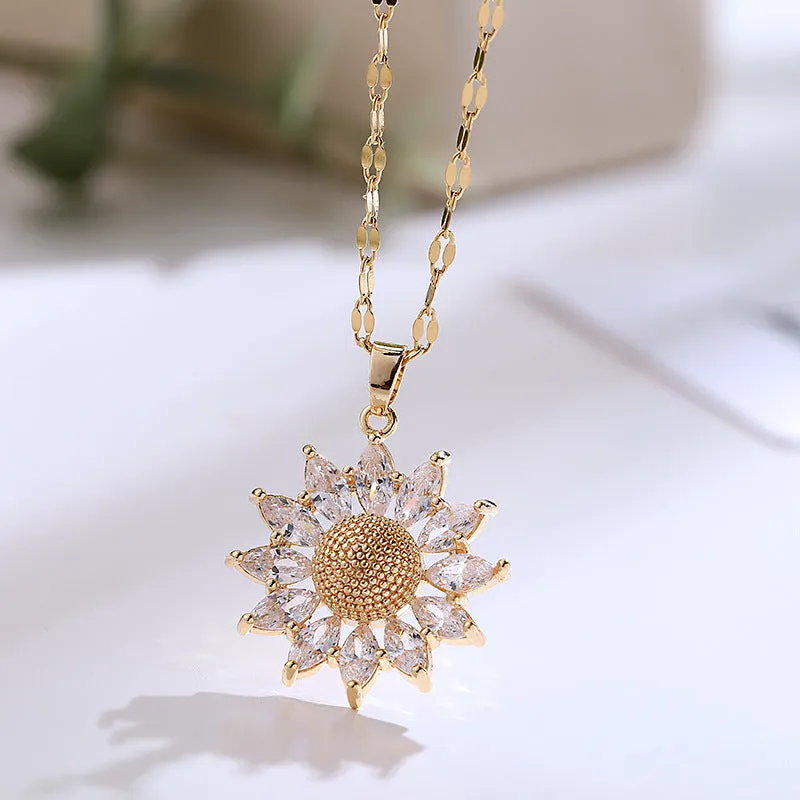 Elegant Sunflower Pendant Necklace