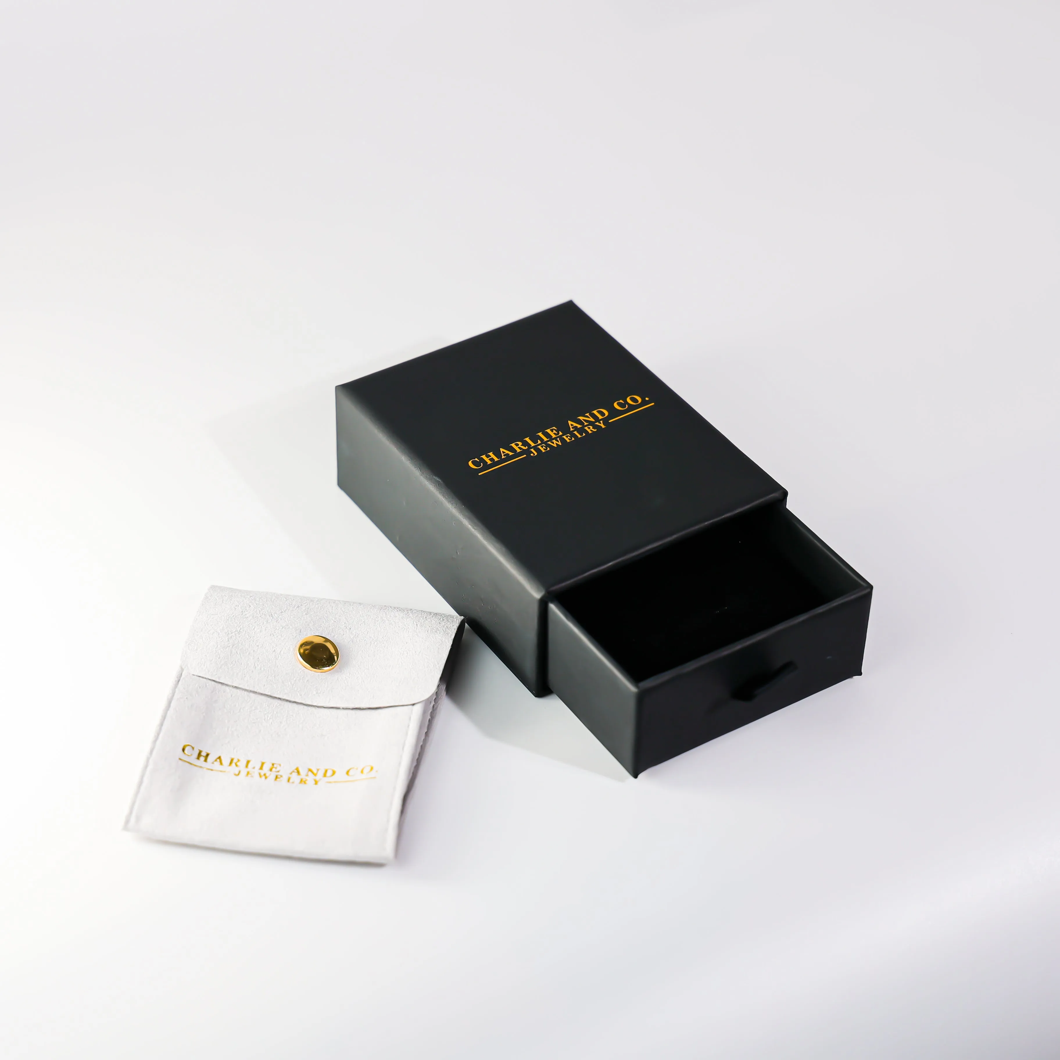 Gold Elegant Rose Charm Model-K7142