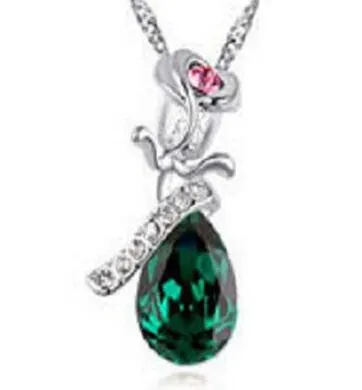 High Quality Angel Crystal 2018 Hot Trend Rose Flower Pendant Necklace Charm Gold Silver Beauty Rose Jewelry Necklace For Women
