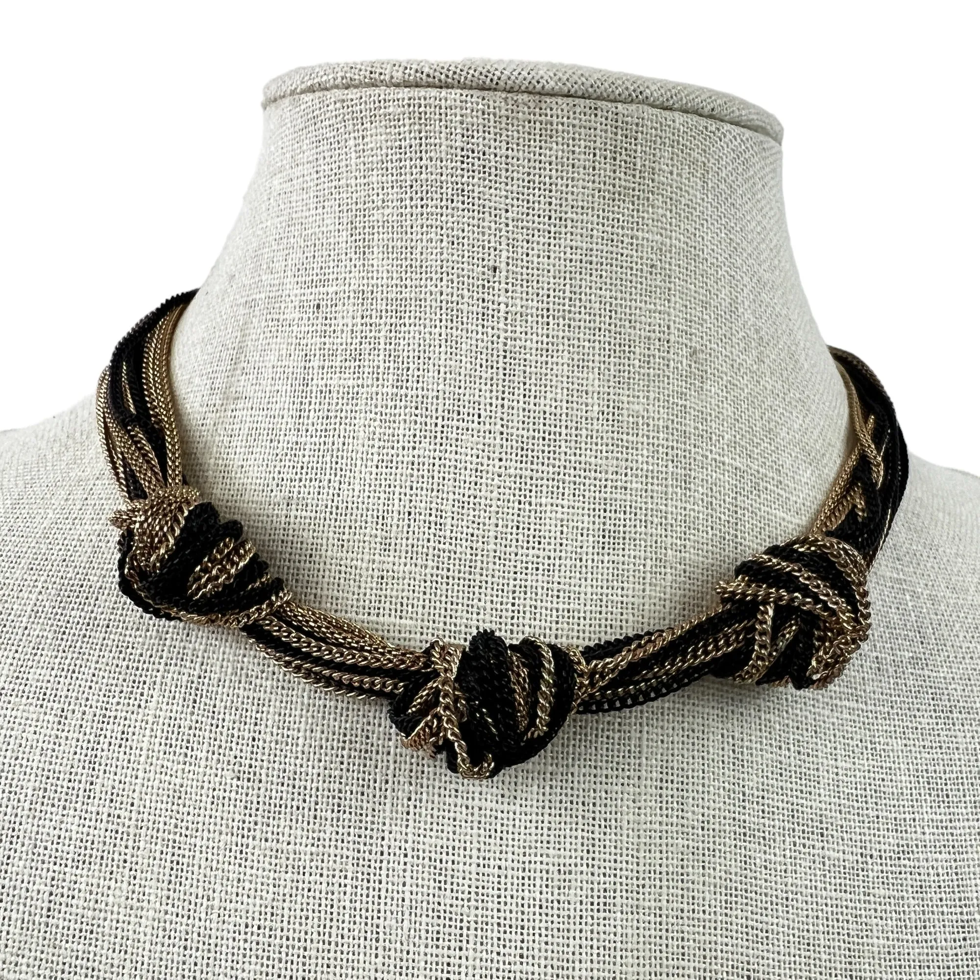Knotted Chain Choker Necklace