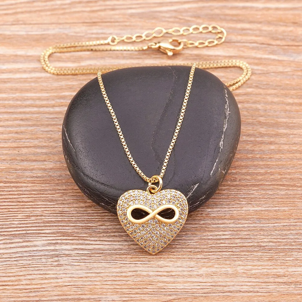 Light Luxury Heart Pendant Necklace for Women