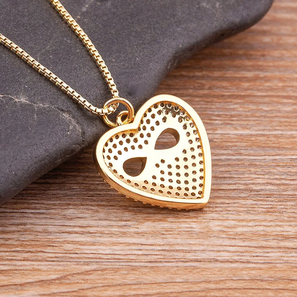 Light Luxury Heart Pendant Necklace for Women