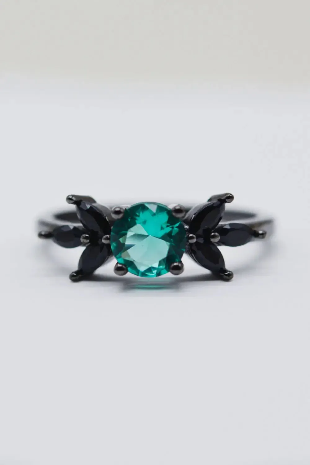 LOVCIA Paraiba Blue Zircon Leaf Ring