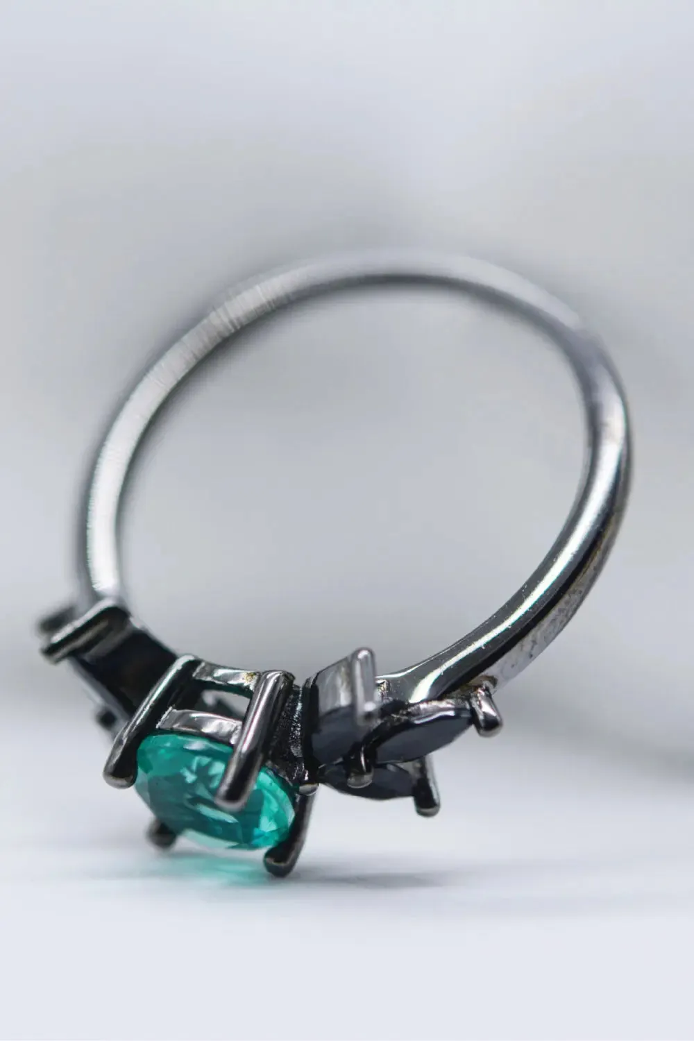 LOVCIA Paraiba Blue Zircon Leaf Ring