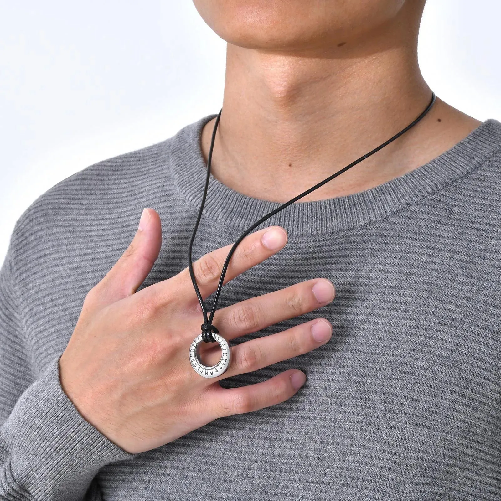 Men Norse Viking Urn Necklaces,Waterproof Stainless Steel Round Pendant