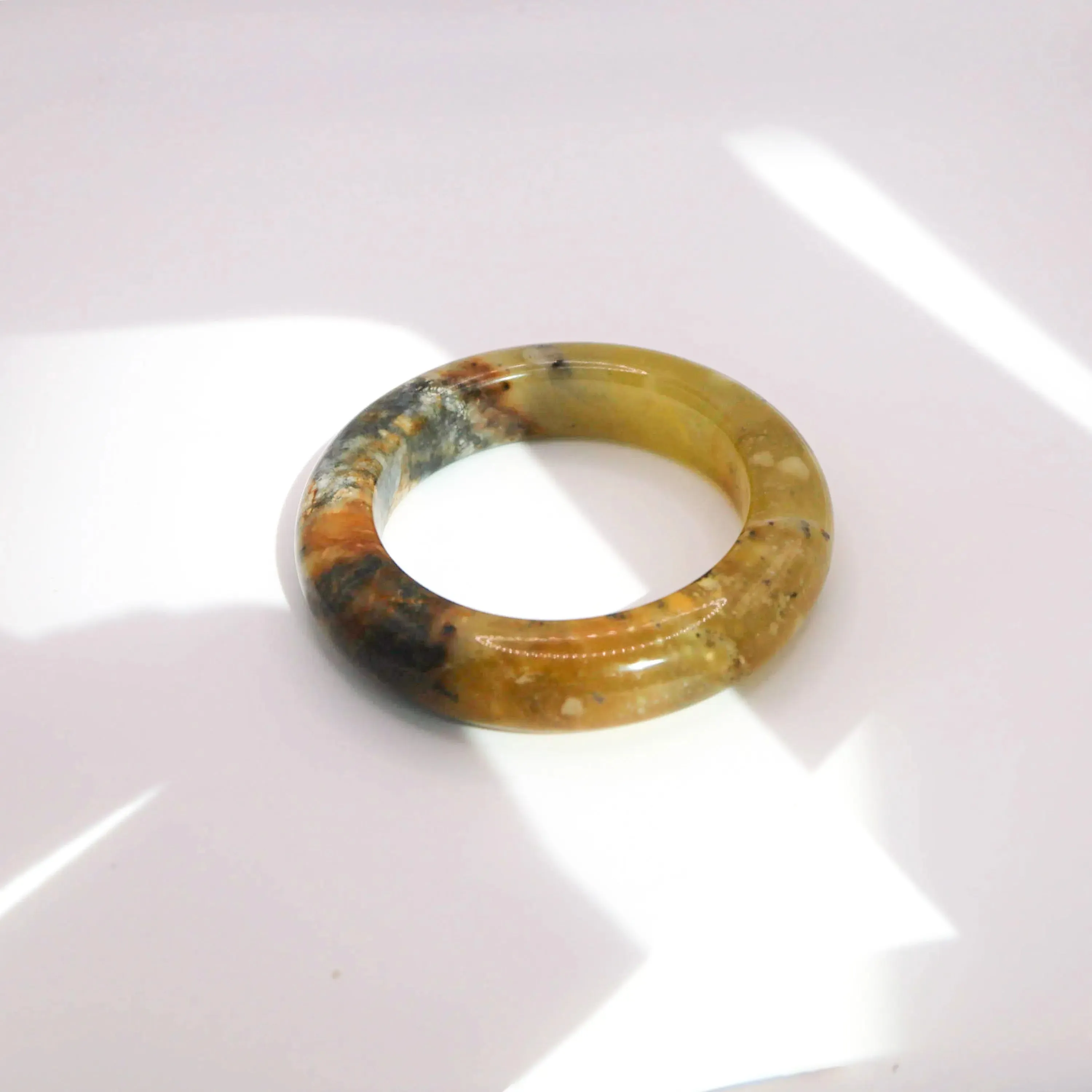 Natural Yellow Jade Bangle – Ice-Translucent Tones with Ink-Wash Texture