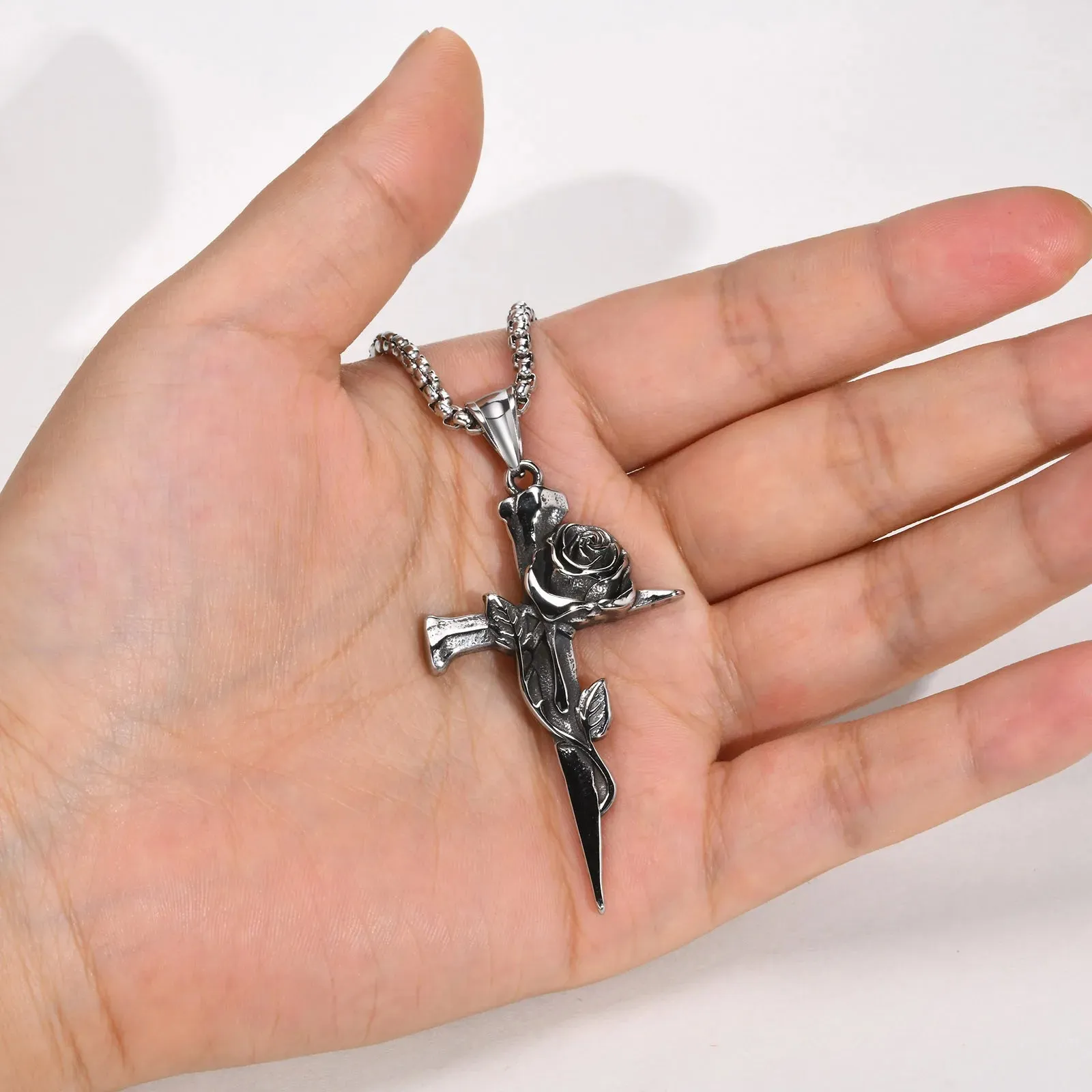 New Gothic Punk Rose Flower Necklaces for Men Hip-hop Rapper Gift