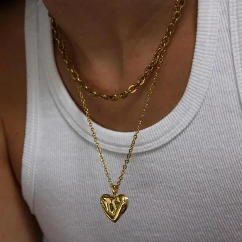 New In Fashion 14K Gold Colour Heart-Shaped Trendy Multi-Layer Fashion Necklaces For Women and Girls