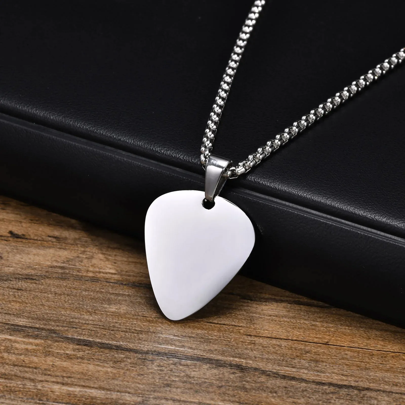 New Trendy Guitar Pick Necklace for Men Boys