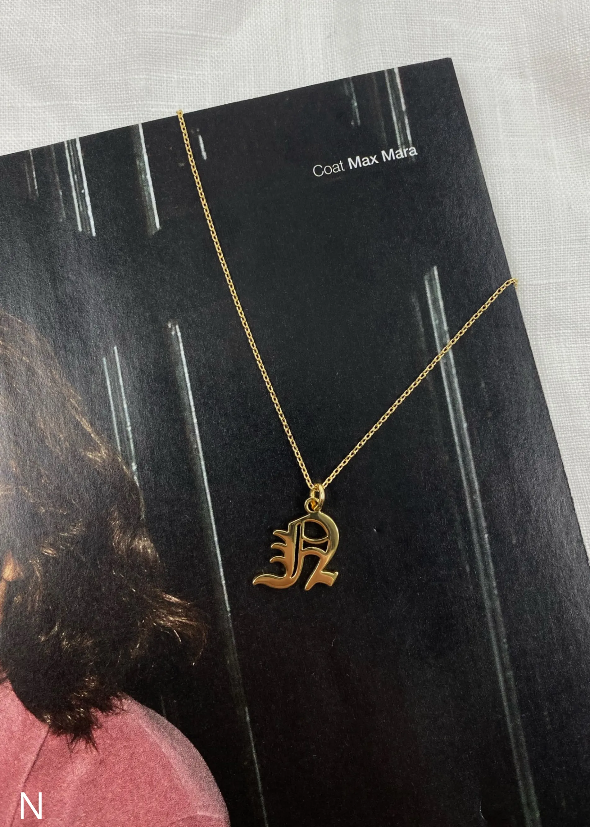 Old English Initial Necklace ★ Gold