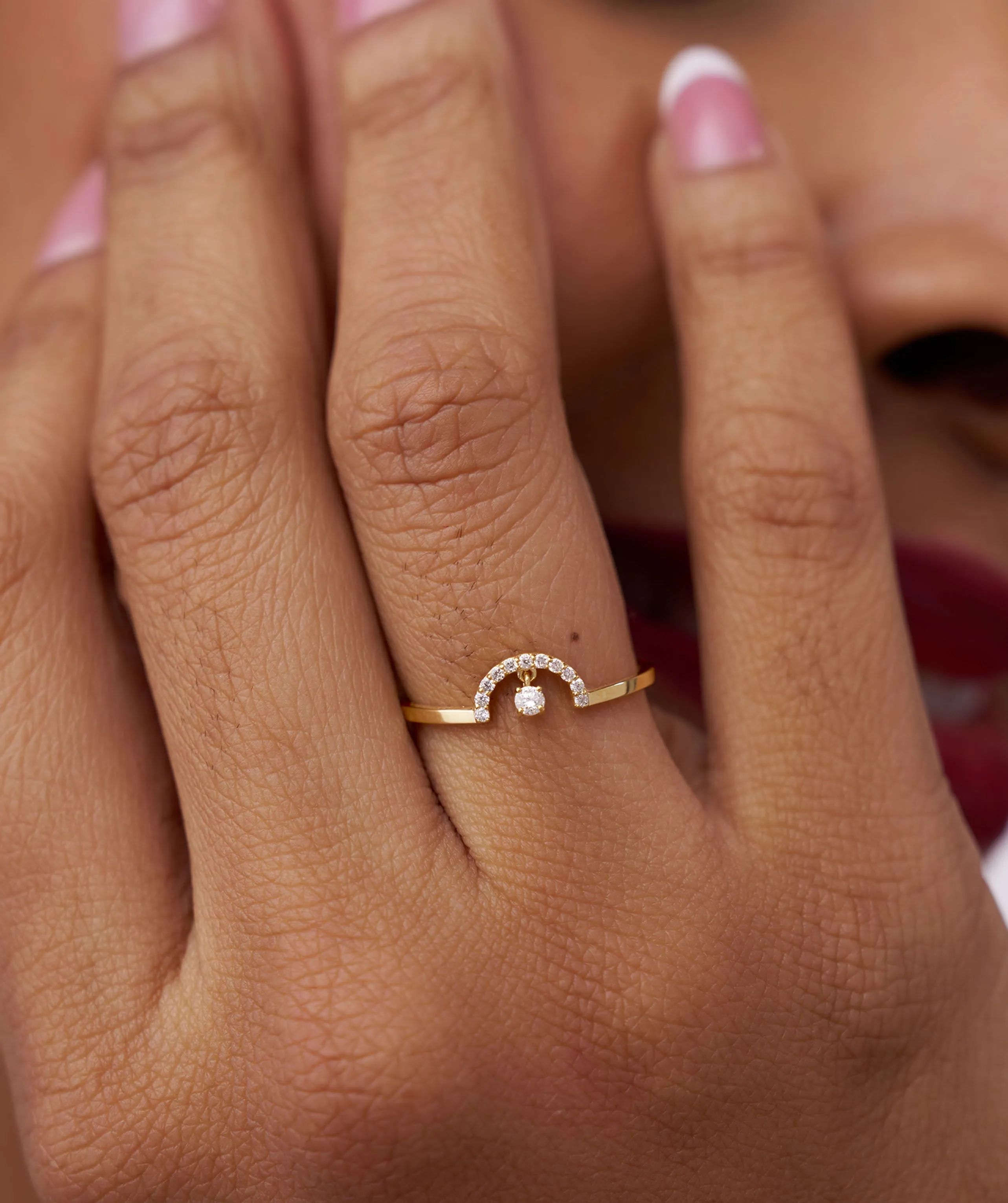 Pavé Arch Ring with Center Diamond