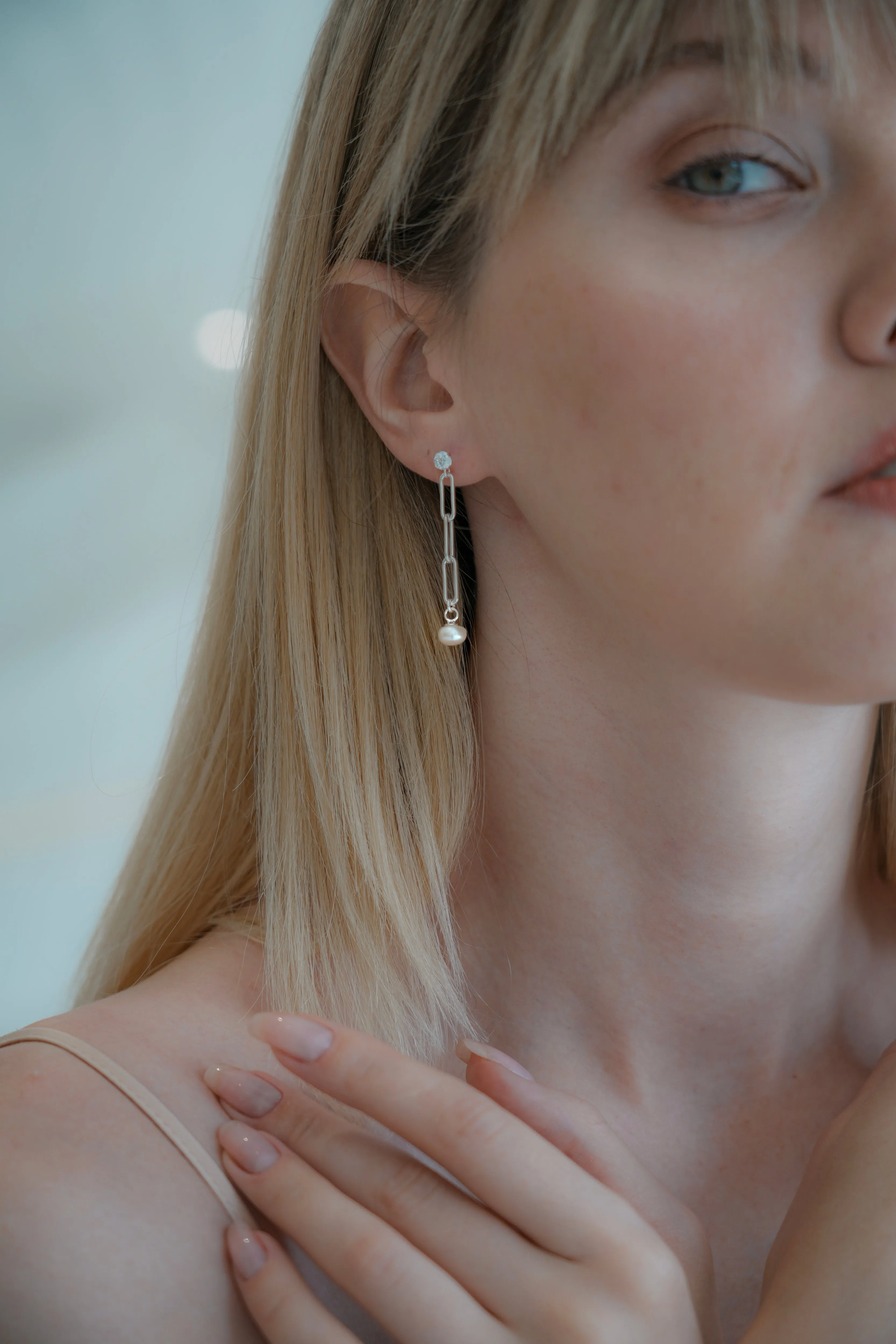 Pearl Droplet Earrings