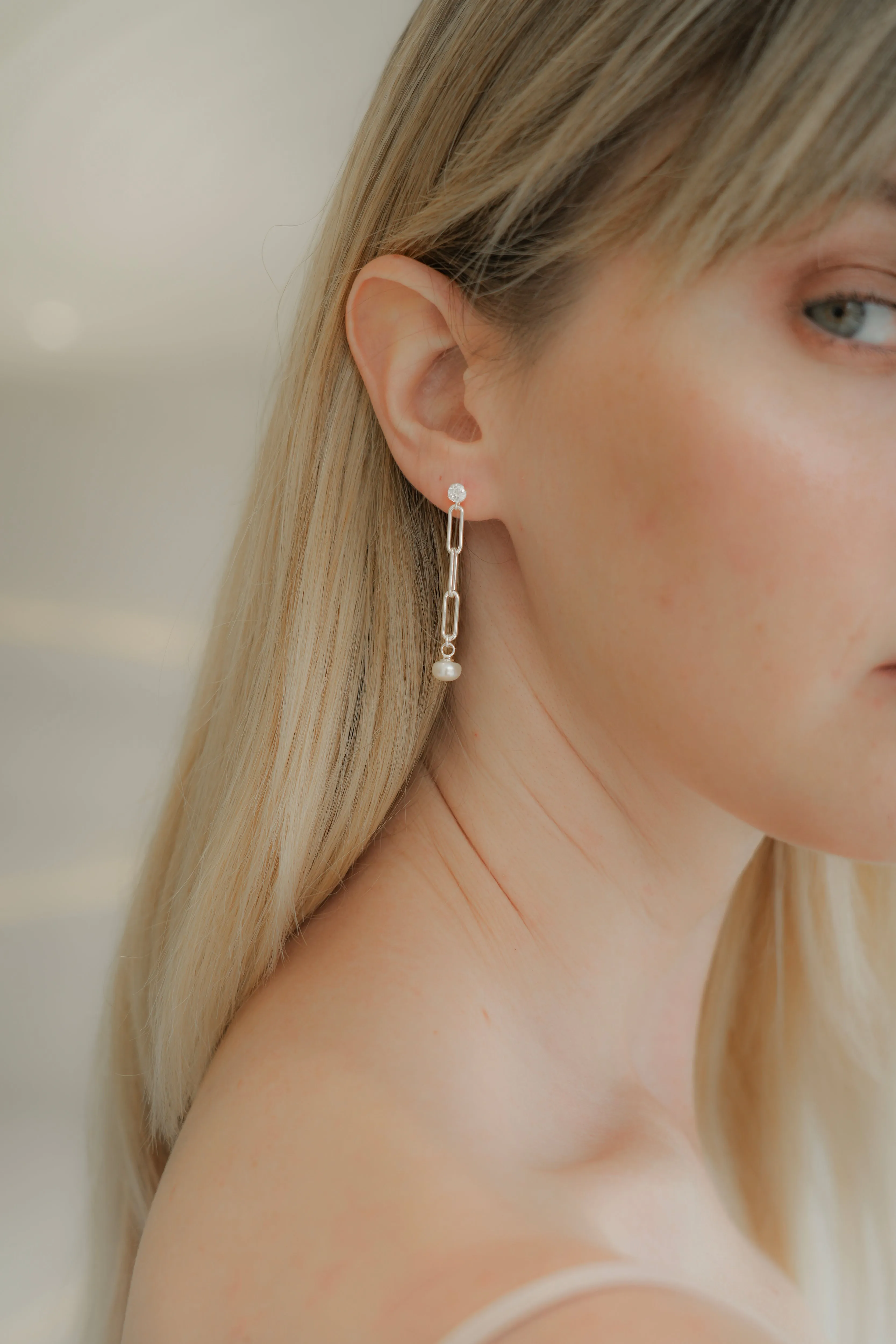 Pearl Droplet Earrings