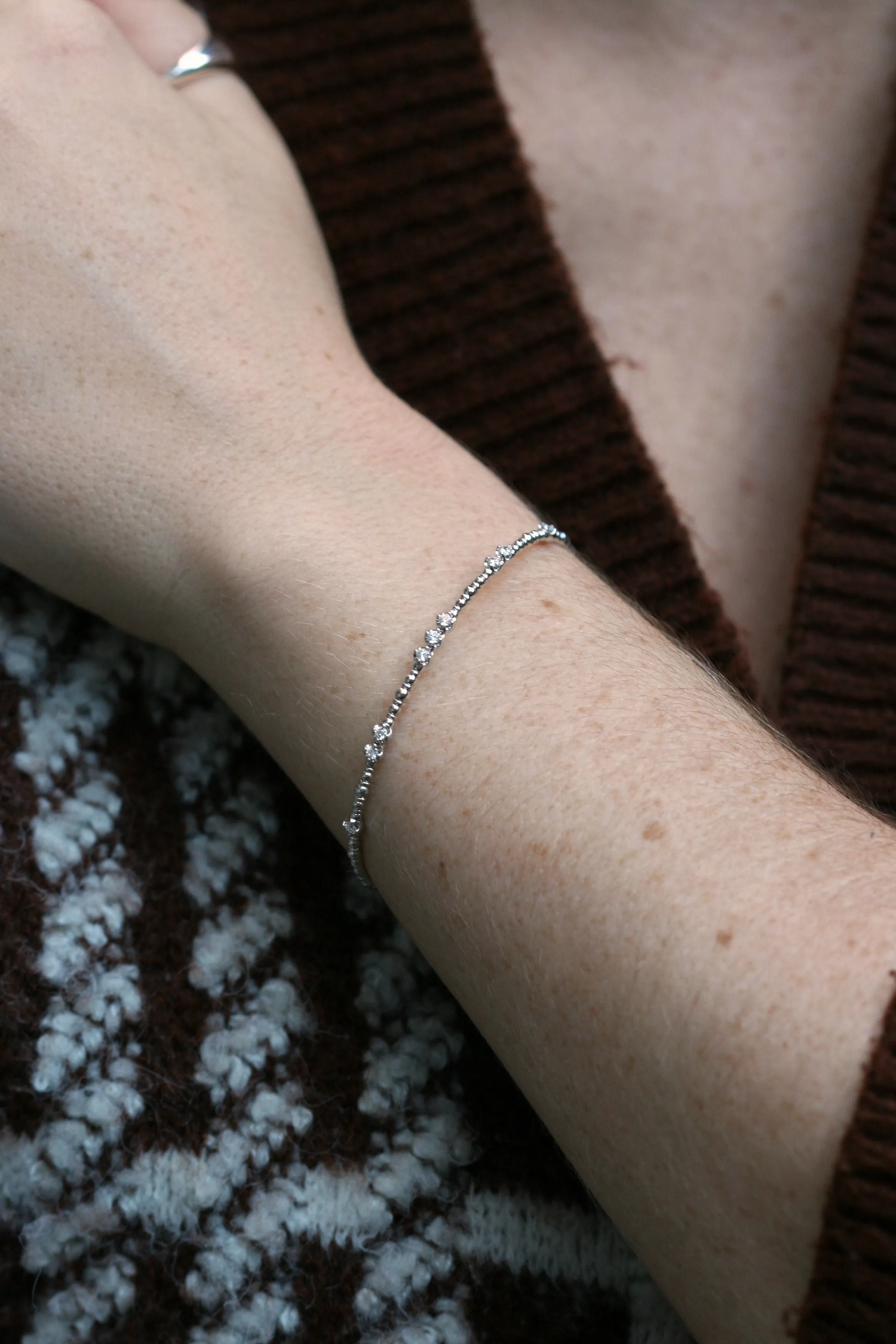"Stelle" White Gold Bangle