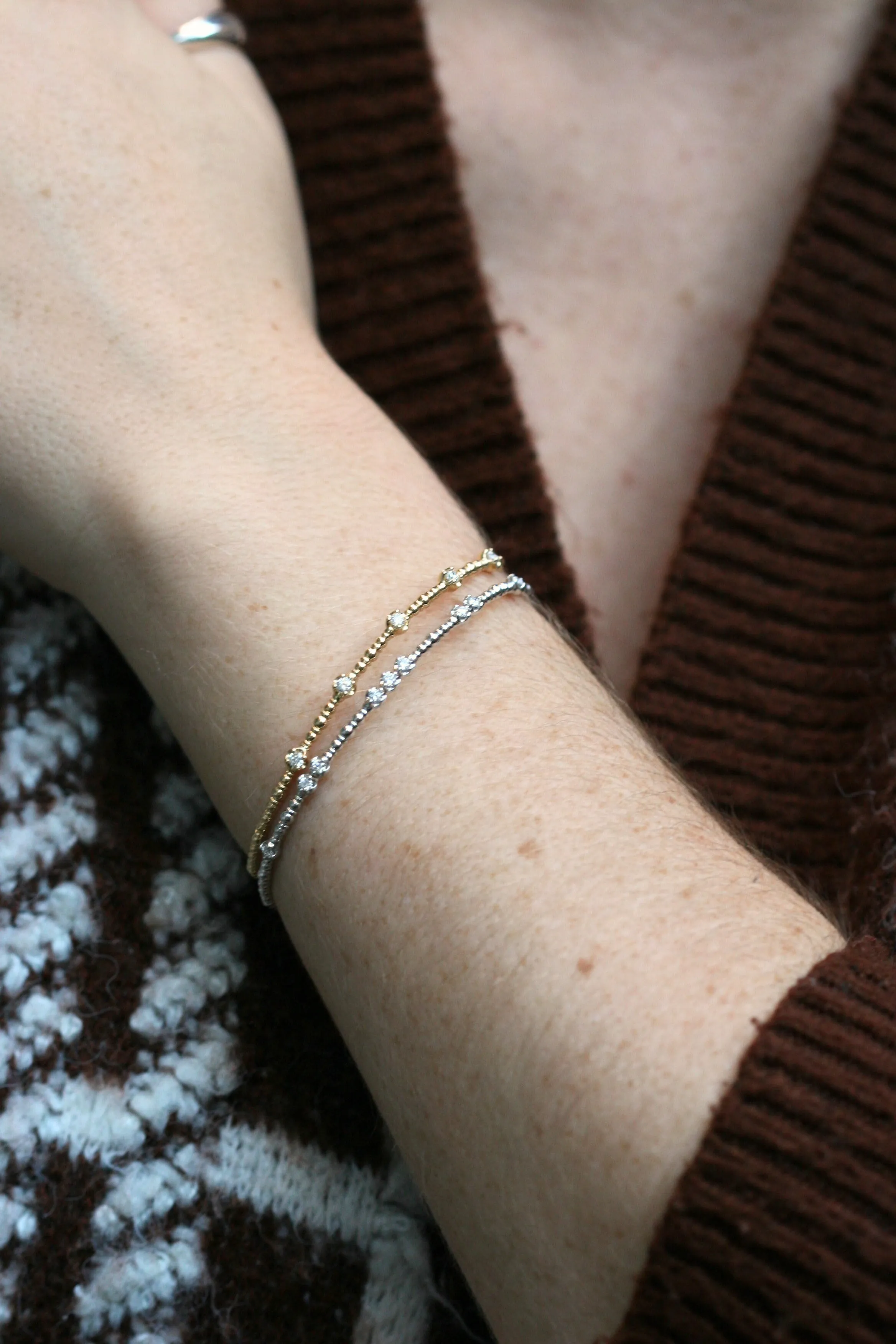 "Stelle" White Gold Bangle