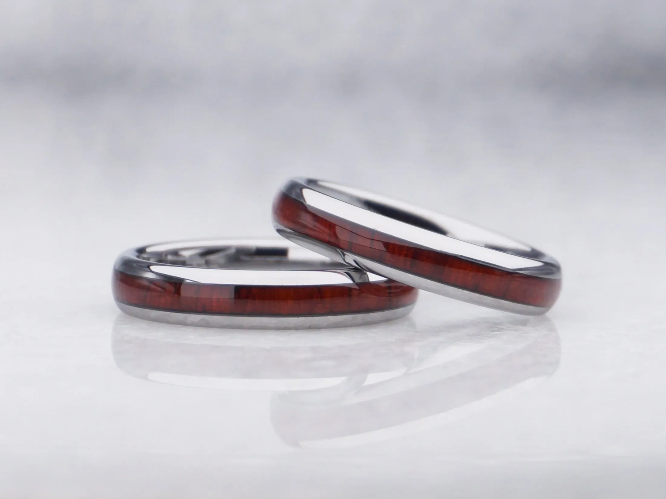 Redwood Tungsten Ring, Polished Silver - 4MM