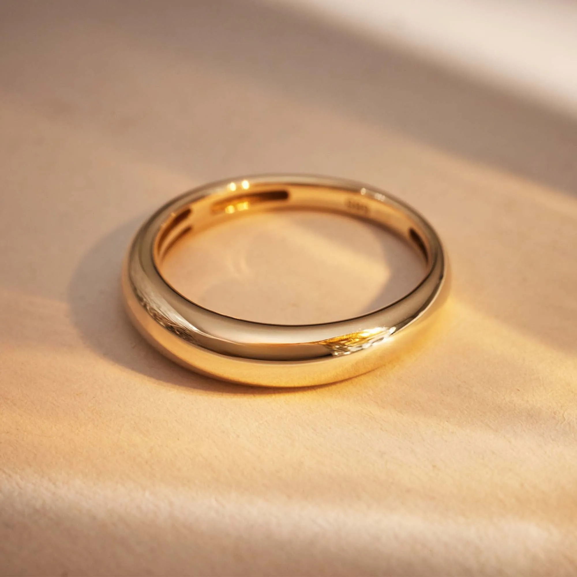 Rivoli Maryn 14 karat gold ring
