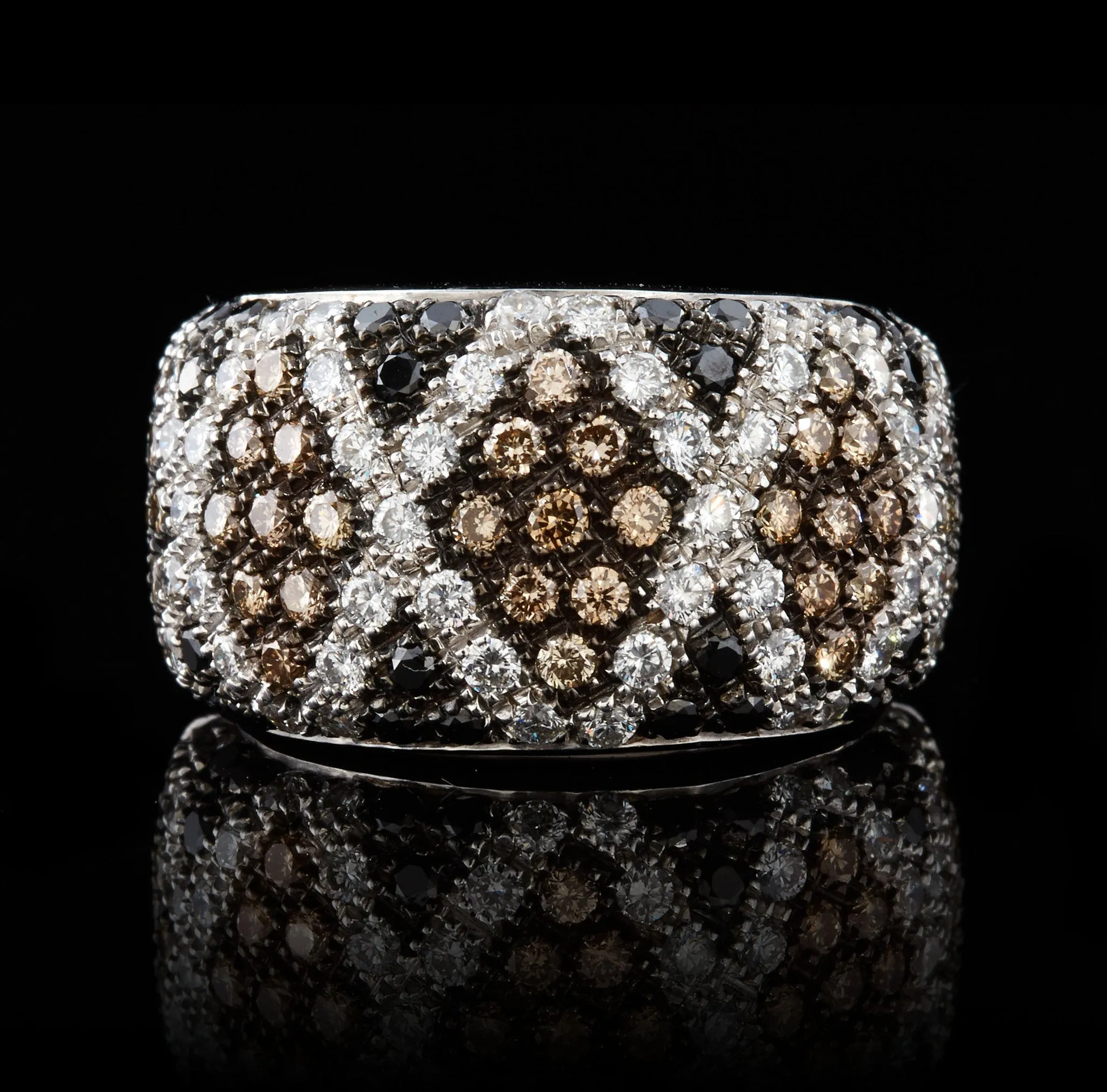 Salavetti Multi Tone Pavé Diamond Ring