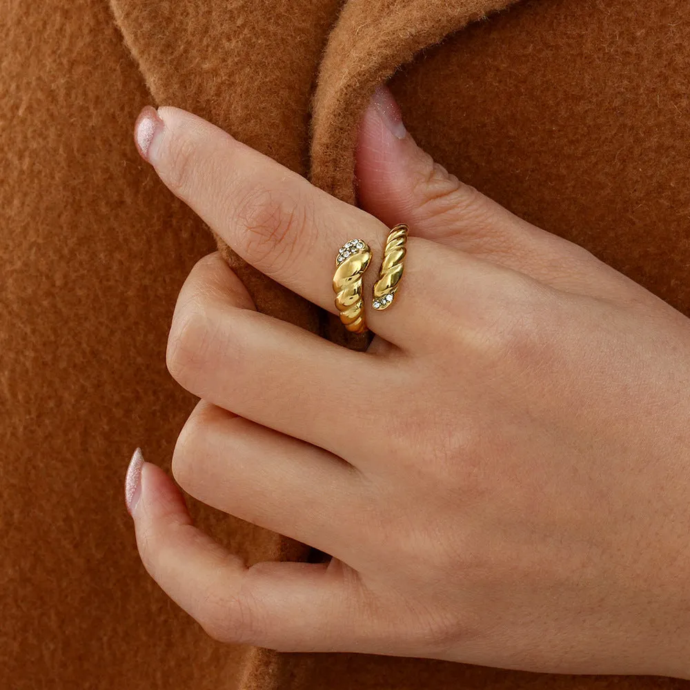 serpentine Ring