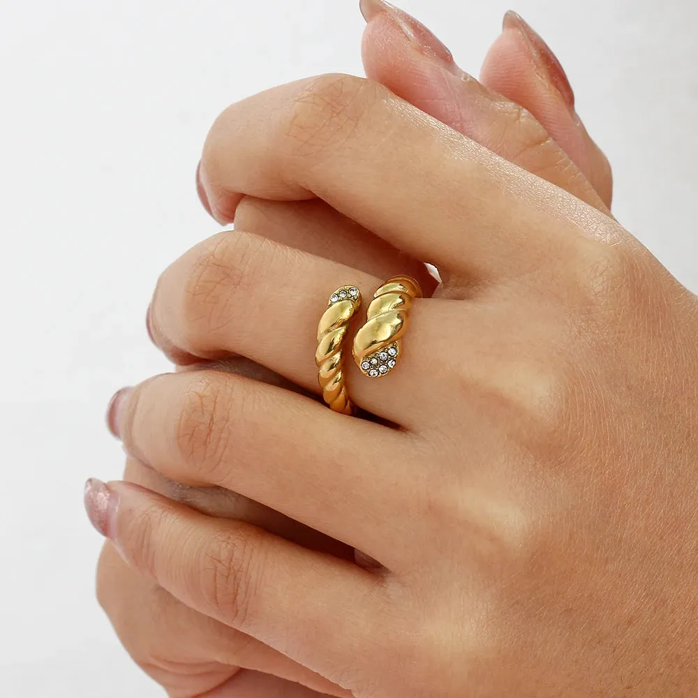 serpentine Ring