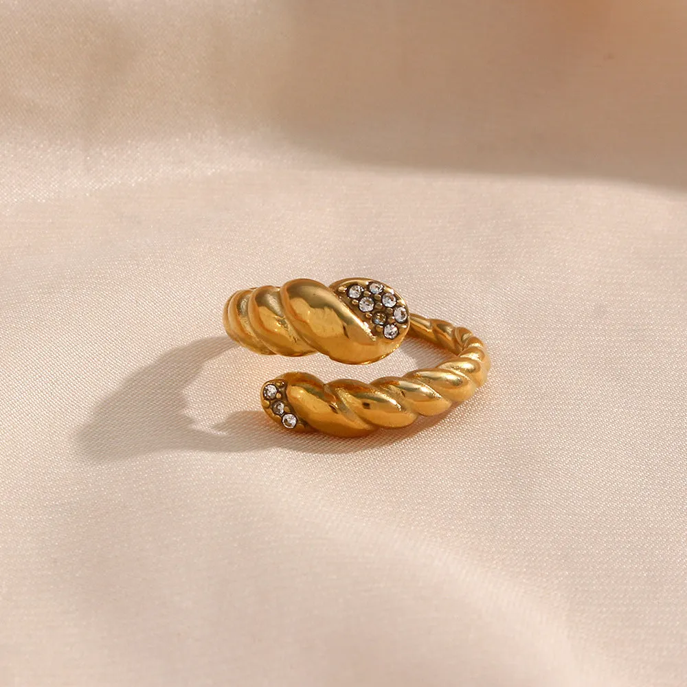 serpentine Ring