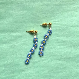 Sisaret Lotsa Daisy Earrings
