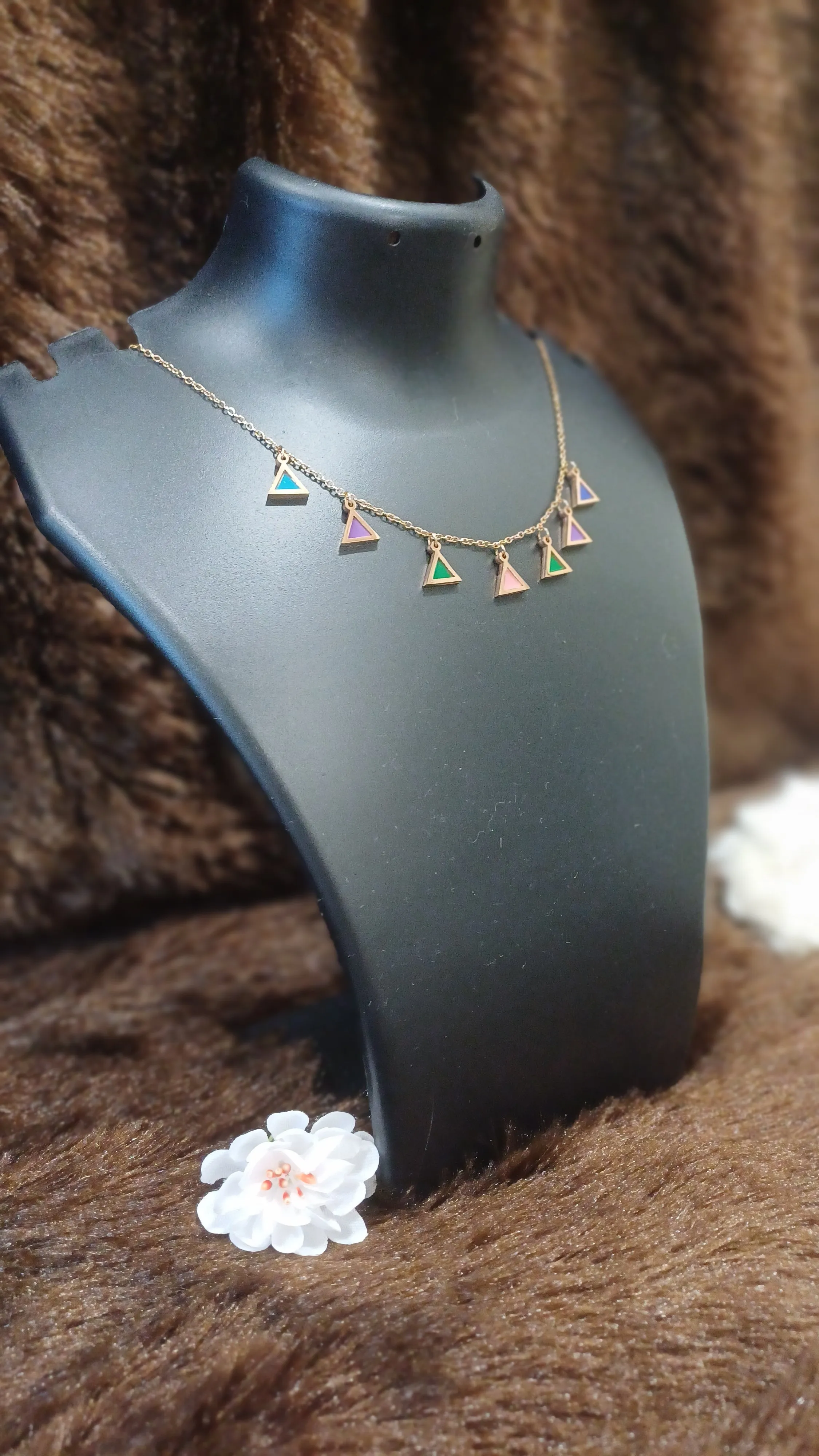 Tesselled multicolor neck chain_anti tarnish