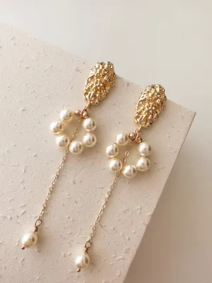 Vintage Hanging Pearl Earrings